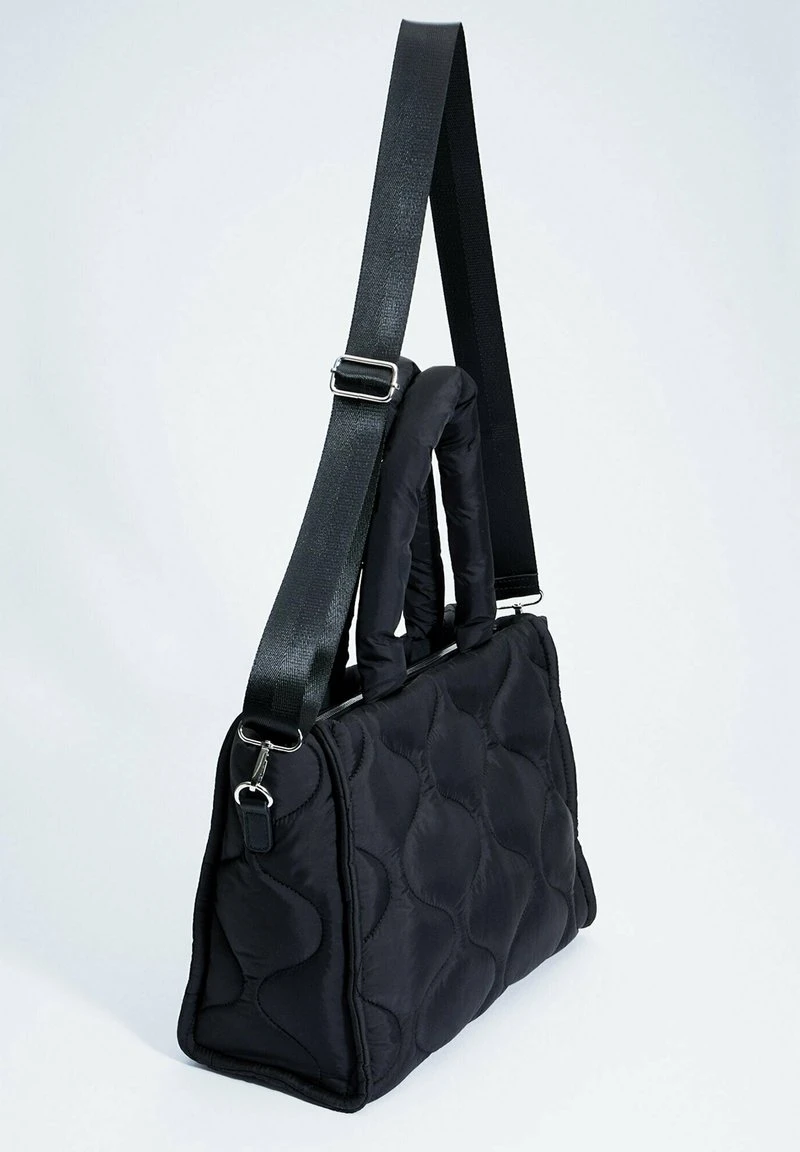 Stradivarius GESTEPPTE - Handtasche - Metallic Black 4 Stradivarius GESTEPPTE - Handtasche - Metallic Black – Bild 4