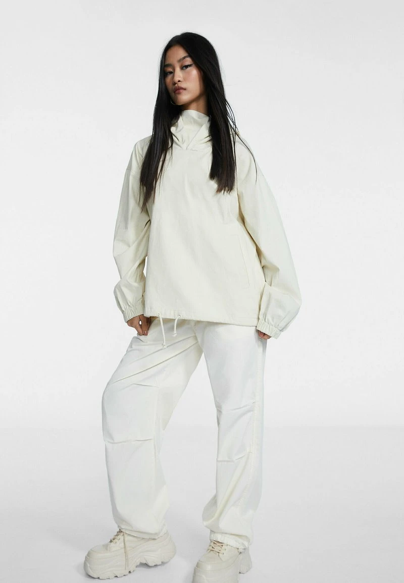 Stradivarius CHECK TEXTURE - Leichte Jacke - Off White 2 Stradivarius CHECK TEXTURE - Leichte Jacke - Off White – Bild 2