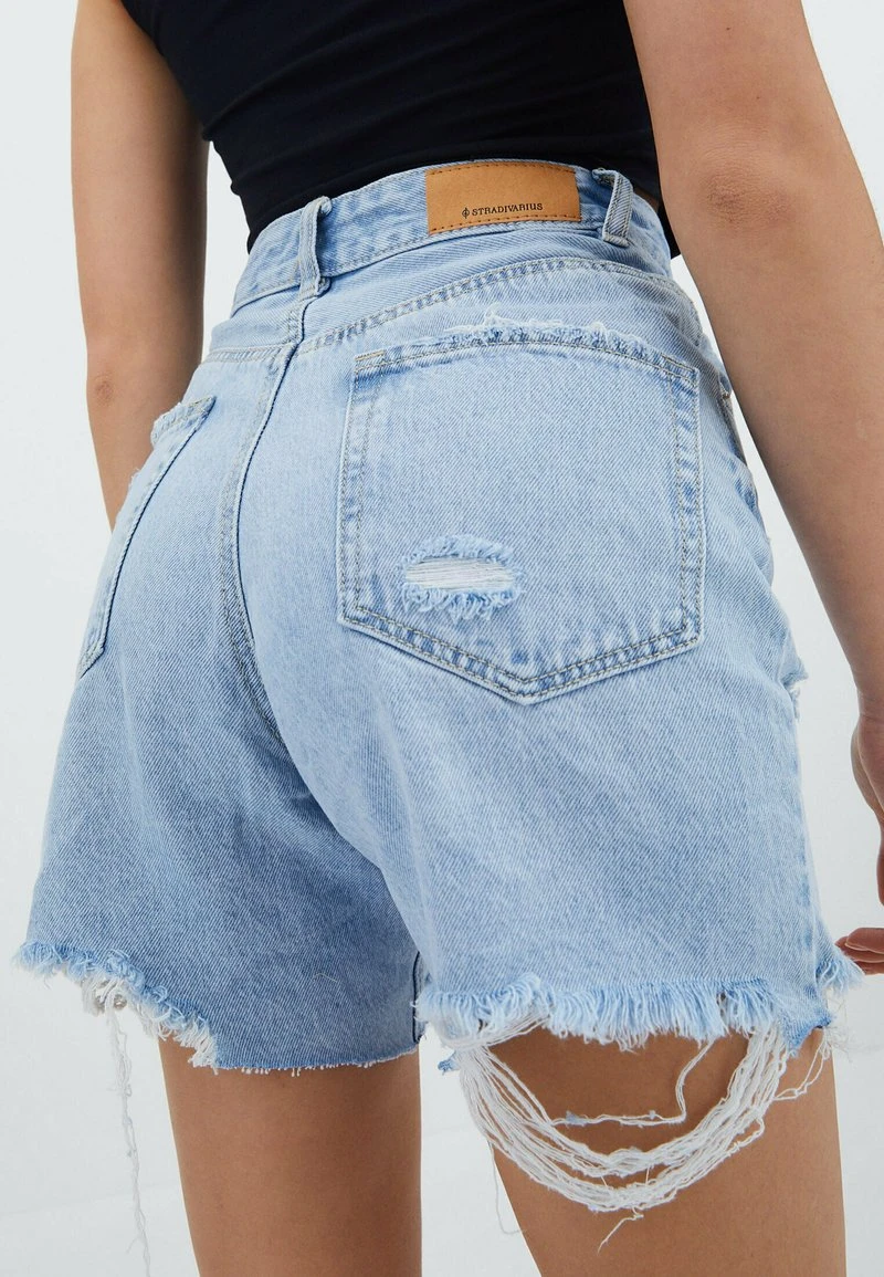 Stradivarius LONGLINE - Jeans Shorts - Light Blue 4 Stradivarius LONGLINE - Jeans Shorts - Light Blue – Bild 4