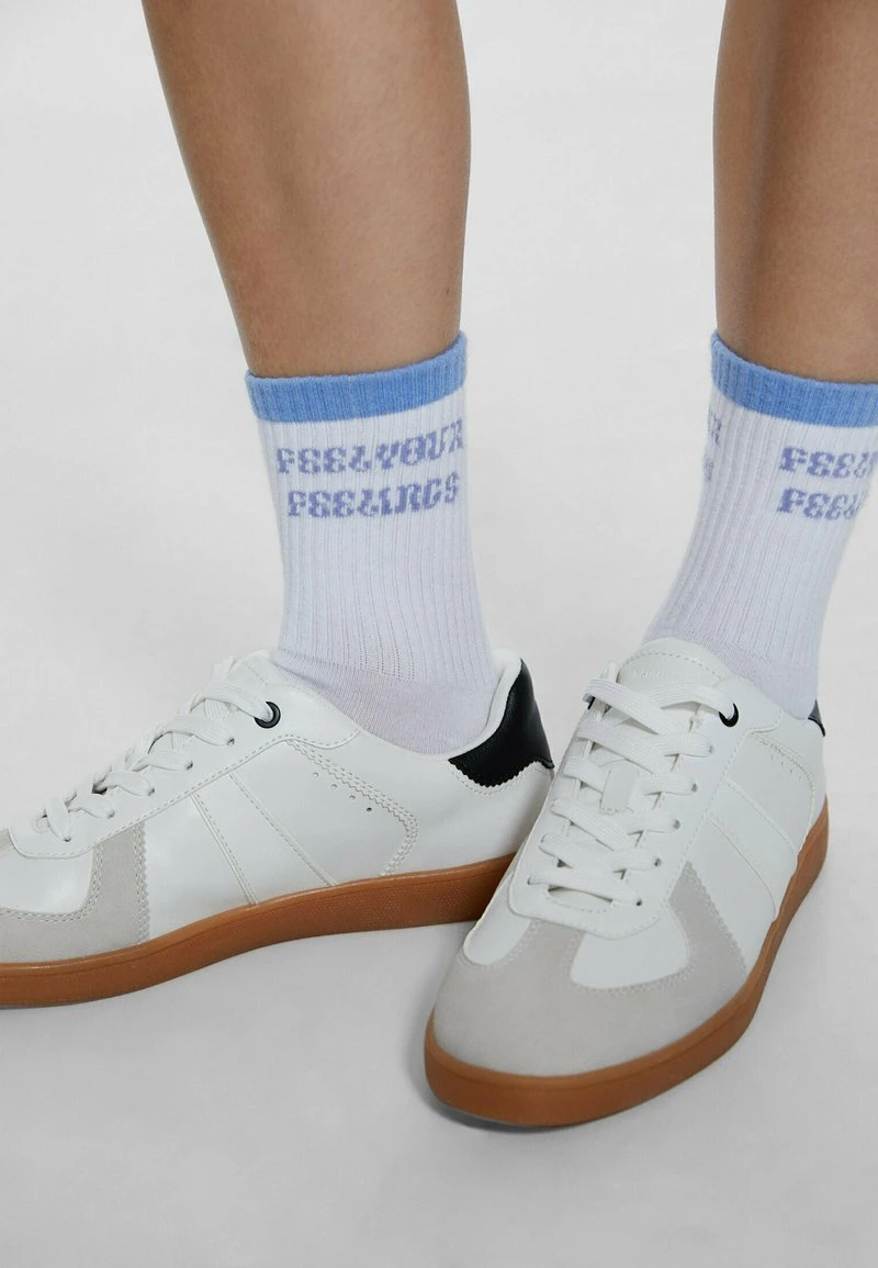 Stradivarius 3-ER-PACK OF TIE-DYE - Socken - Blue 2 Stradivarius 3-ER-PACK OF TIE-DYE - Socken - Blue – Bild 2