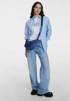 Stradivarius SPORTY - Umhängetasche - Blue