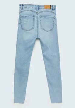 Stradivarius PUSH-UP - Jeans Skinny Fit - Light Blue Denim 11 Stradivarius PUSH-UP - Jeans Skinny Fit - Light Blue Denim -Stradivarius Deutschland Verkaufs-Shop 09cdcb0e1f524e7a817662b0ea19d7dc