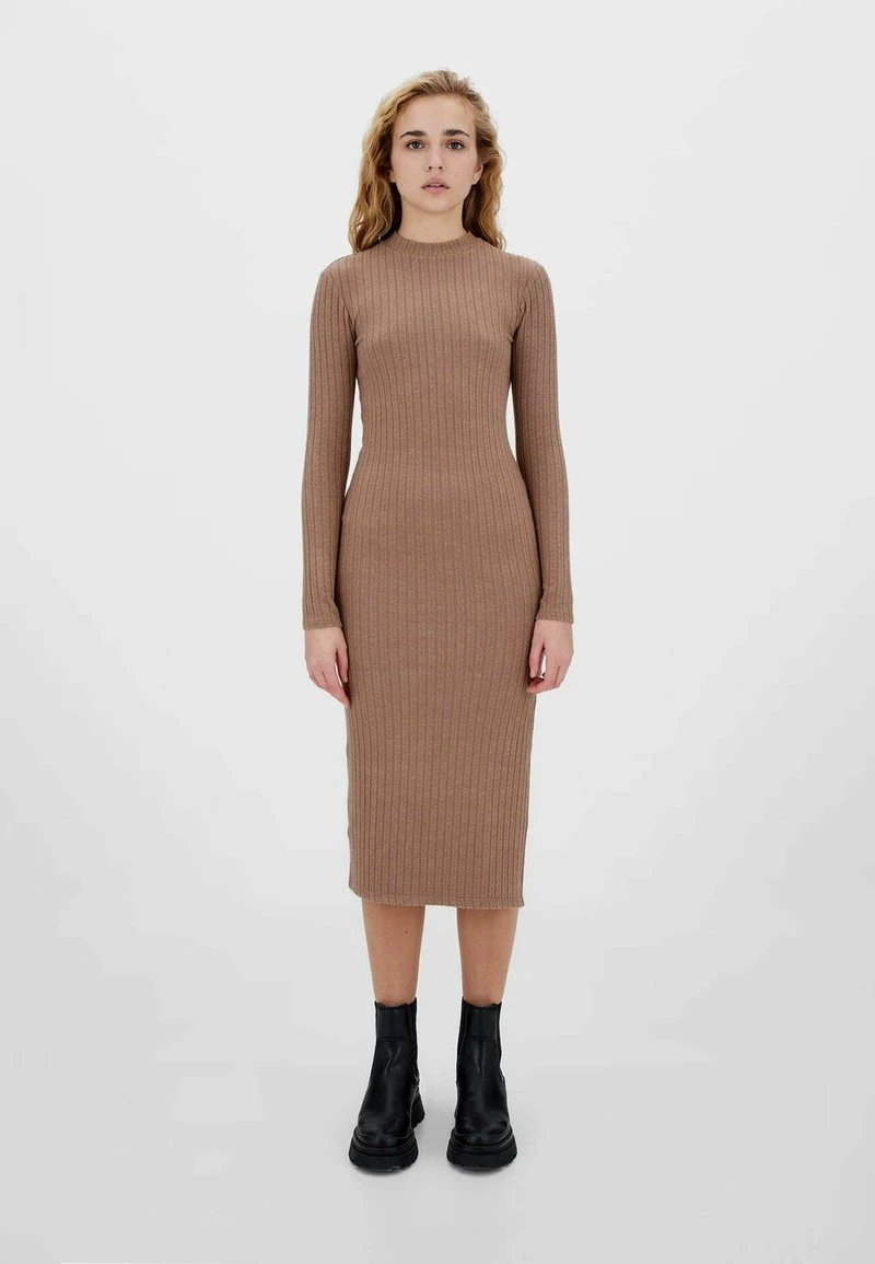 Stradivarius WEICHES - Strickkleid - Brown 2 Stradivarius WEICHES - Strickkleid - Brown – Bild 2