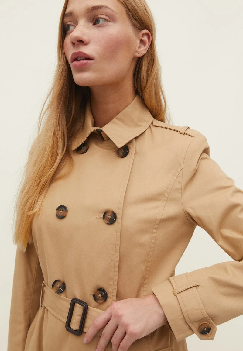 Stradivarius Trenchcoat - Ochre 4 Stradivarius Trenchcoat - Ochre – Bild 4