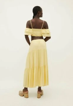 Stradivarius PEASANT - Maxirock - Yellow 8 Stradivarius PEASANT - Maxirock - Yellow -Stradivarius Deutschland Verkaufs-Shop 103c7386a8184774af3d29960e0db446