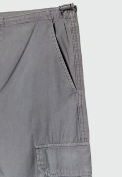 Stradivarius PARACHUTE - Cargohose - Light Grey 11 Stradivarius PARACHUTE - Cargohose - Light Grey -Stradivarius Deutschland Verkaufs-Shop 11729a7271584c5baaa4b69826457772