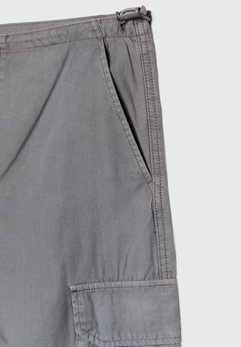 Stradivarius PARACHUTE - Cargohose - Light Grey 6 Stradivarius PARACHUTE - Cargohose - Light Grey – Bild 6