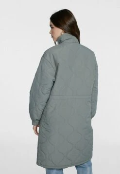 Stradivarius LONG - Wintermantel - Khaki 8 Stradivarius LONG - Wintermantel - Khaki -Stradivarius Deutschland Verkaufs-Shop 1179772dd5684c0685c5ddcdcd13ded3