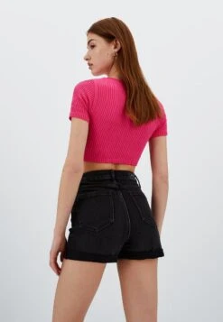 Stradivarius Jeans Shorts - Black 9 Stradivarius Jeans Shorts - Black -Stradivarius Deutschland Verkaufs-Shop 12317f7994f84d659633d312c5167522