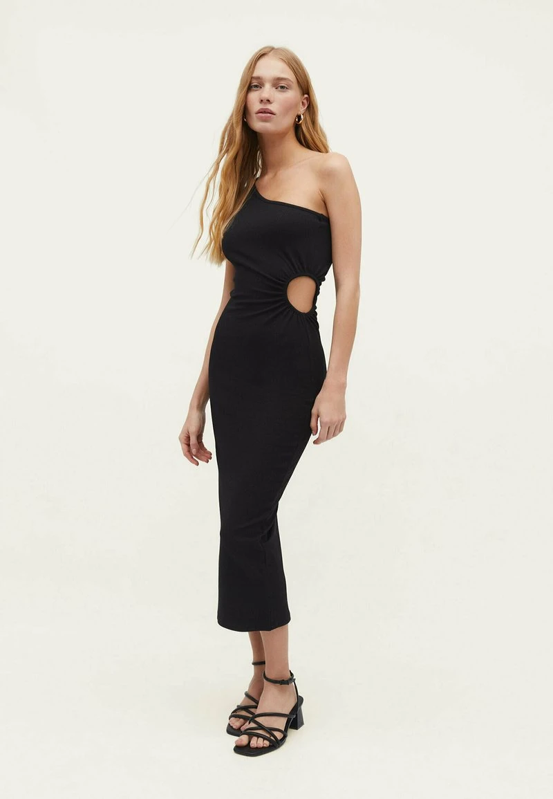 Stradivarius CUT-OUT MIDI WITH ASYMMETRIC NECKLINE - Etuikleid - Black 2 Stradivarius CUT-OUT MIDI WITH ASYMMETRIC NECKLINE - Etuikleid - Black – Bild 2