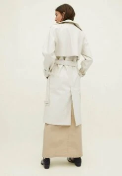 Stradivarius Trenchcoat - Off White 8 Stradivarius Trenchcoat - Off White -Stradivarius Deutschland Verkaufs-Shop 18a660c4e2044cf7b167c20b654451b8