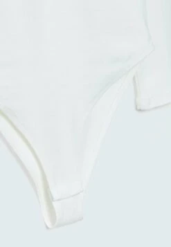 Stradivarius Langarmshirt - Off White 11 Stradivarius Langarmshirt - Off White -Stradivarius Deutschland Verkaufs-Shop 1924691baea74d80853b9b1aa50bef00