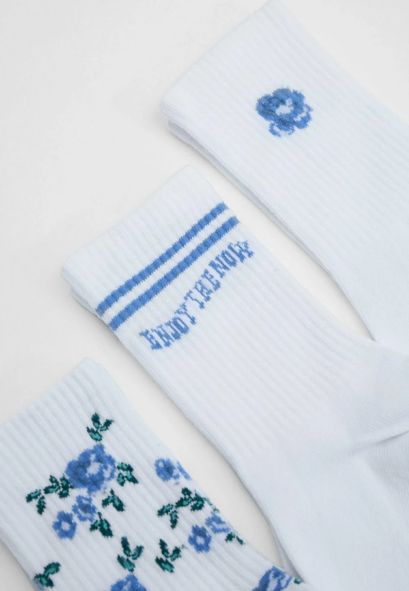 Stradivarius 3-ER-PACK OF FLOWER - Socken - Off-white 4 Stradivarius 3-ER-PACK OF FLOWER - Socken - Off-white – Bild 4