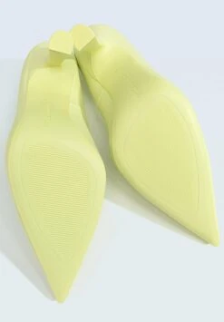 Stradivarius High Heel Pumps - Light Yellow 11 Stradivarius High Heel Pumps - Light Yellow -Stradivarius Deutschland Verkaufs-Shop 1bcfc205011643308fa085fcb2ca1fbe