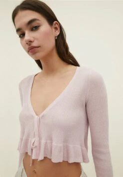 Stradivarius Strickjacke - Light Pink 9 Stradivarius Strickjacke - Light Pink -Stradivarius Deutschland Verkaufs-Shop 1d120fec5d554bfc82c3a56c1ea41c4b