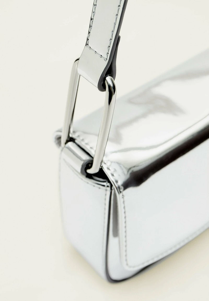 Stradivarius MINI MIRRORED - Handtasche - Metallic Grey 5 Stradivarius MINI MIRRORED - Handtasche - Metallic Grey – Bild 5