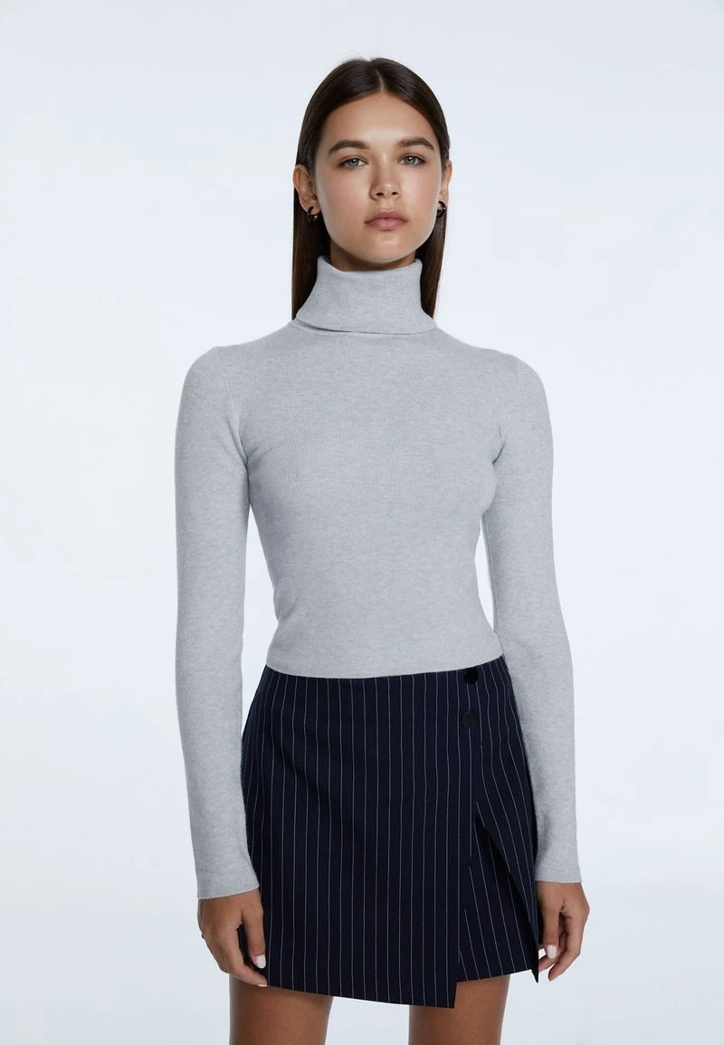 Stradivarius Strickpullover - Grey 1 Stradivarius Strickpullover - Grey