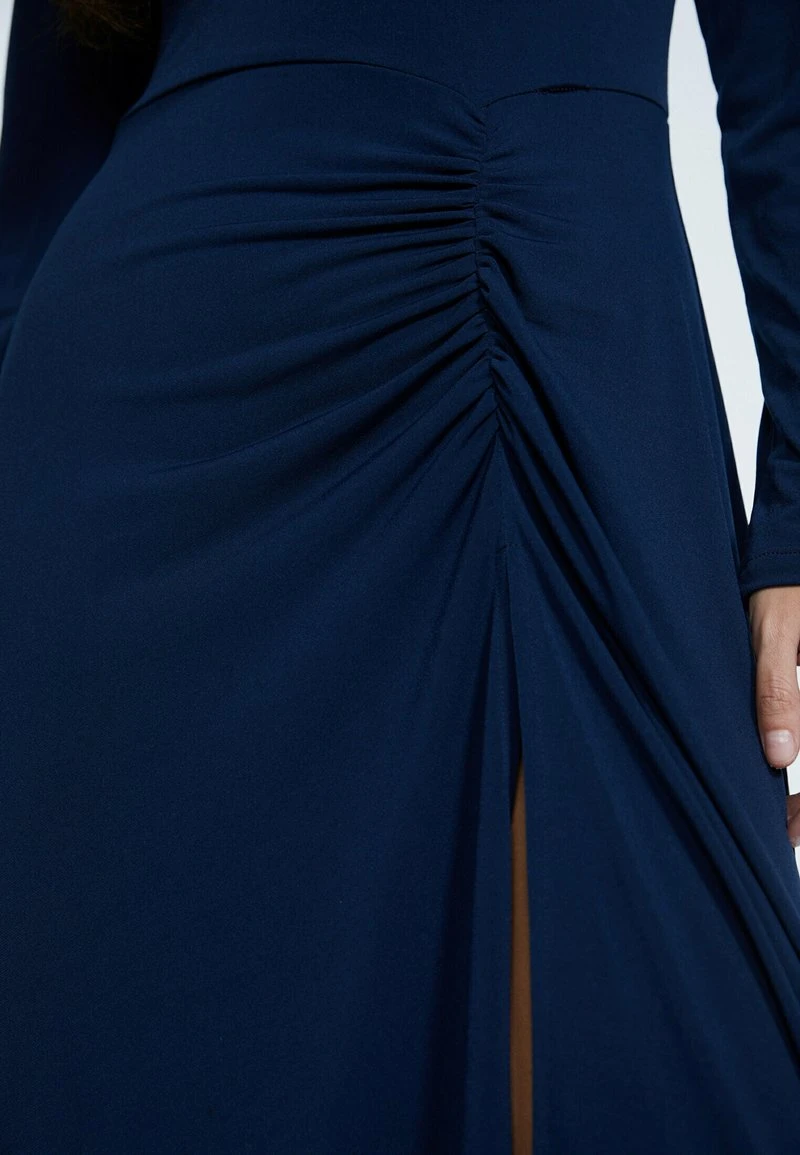 Stradivarius MIT ZIPFELSAUM - Jerseykleid - Mottled Dark Blue 4 Stradivarius MIT ZIPFELSAUM - Jerseykleid - Mottled Dark Blue – Bild 4