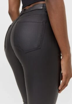 Stradivarius MIT SUPERHOHEM BUND - Stoffhose - Black 9 Stradivarius MIT SUPERHOHEM BUND - Stoffhose - Black -Stradivarius Deutschland Verkaufs-Shop 212bc015f99d4ad38bb41c6ab0560406