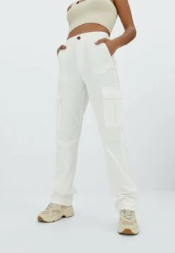 Stradivarius STRAIGHT FIT - Cargohose - Off White
