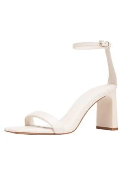 Stradivarius MIT GESTEPPTEN RIEMCHEN - Brautschuh - Off White -Stradivarius Deutschland Verkaufs-Shop 22b2b5c52e9d4f40b2b0495a0c6ded42