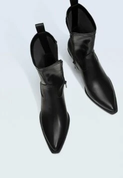 Stradivarius 19405170 - Cowboy-/Bikerstiefelette - Black 9 Stradivarius 19405170 - Cowboy-/Bikerstiefelette - Black -Stradivarius Deutschland Verkaufs-Shop 22e7a344757845e2b0b21f2ad978e59b