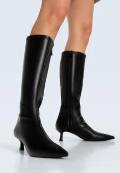 Stradivarius MIT STILETTOABSATZ UND HOHEM SCHAFT - Stiefel - Black