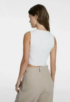 Stradivarius KURZE BASIC - Weste - White 8 Stradivarius KURZE BASIC - Weste - White -Stradivarius Deutschland Verkaufs-Shop 297fa1bef65a46d0a560878f6edf523d