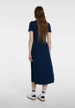 Stradivarius Strickkleid - Dark Blue 8 Stradivarius Strickkleid - Dark Blue -Stradivarius Deutschland Verkaufs-Shop 29a22621a88e400495e5cdbfbefd22a6