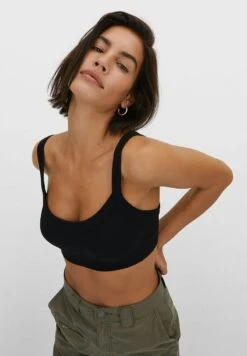 Stradivarius NAHTLOSES BRALETTE - Top - Black 11 Stradivarius NAHTLOSES BRALETTE - Top - Black -Stradivarius Deutschland Verkaufs-Shop 2e7452f5e730434cadd050eb4a902d53 1