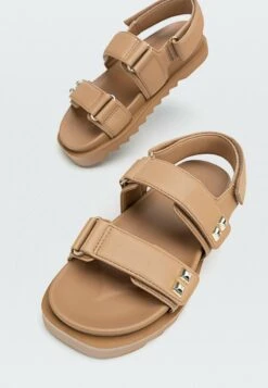 Stradivarius Plateausandalette - Beige -Stradivarius Deutschland Verkaufs-Shop 30ef48a5b8fb49eaa80504bffa8a437a