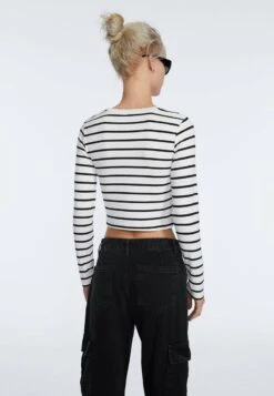 Stradivarius MIT STREIFEN - Langarmshirt - White 8 Stradivarius MIT STREIFEN - Langarmshirt - White -Stradivarius Deutschland Verkaufs-Shop 31712da8c8f04e2f940a2a370579a395