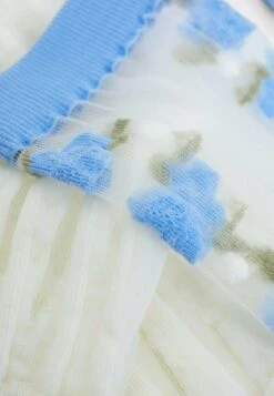 Stradivarius 2 PACK OF SEMI-SHEER - Socken - Off White -Stradivarius Deutschland Verkaufs-Shop 32f5f2bfe76b46d0aebf0077d3d797a4