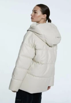 Stradivarius OVERSIZE - Wintermantel - White 8 Stradivarius OVERSIZE - Wintermantel - White -Stradivarius Deutschland Verkaufs-Shop 3330b4f6097f4c268661c915cab76df4