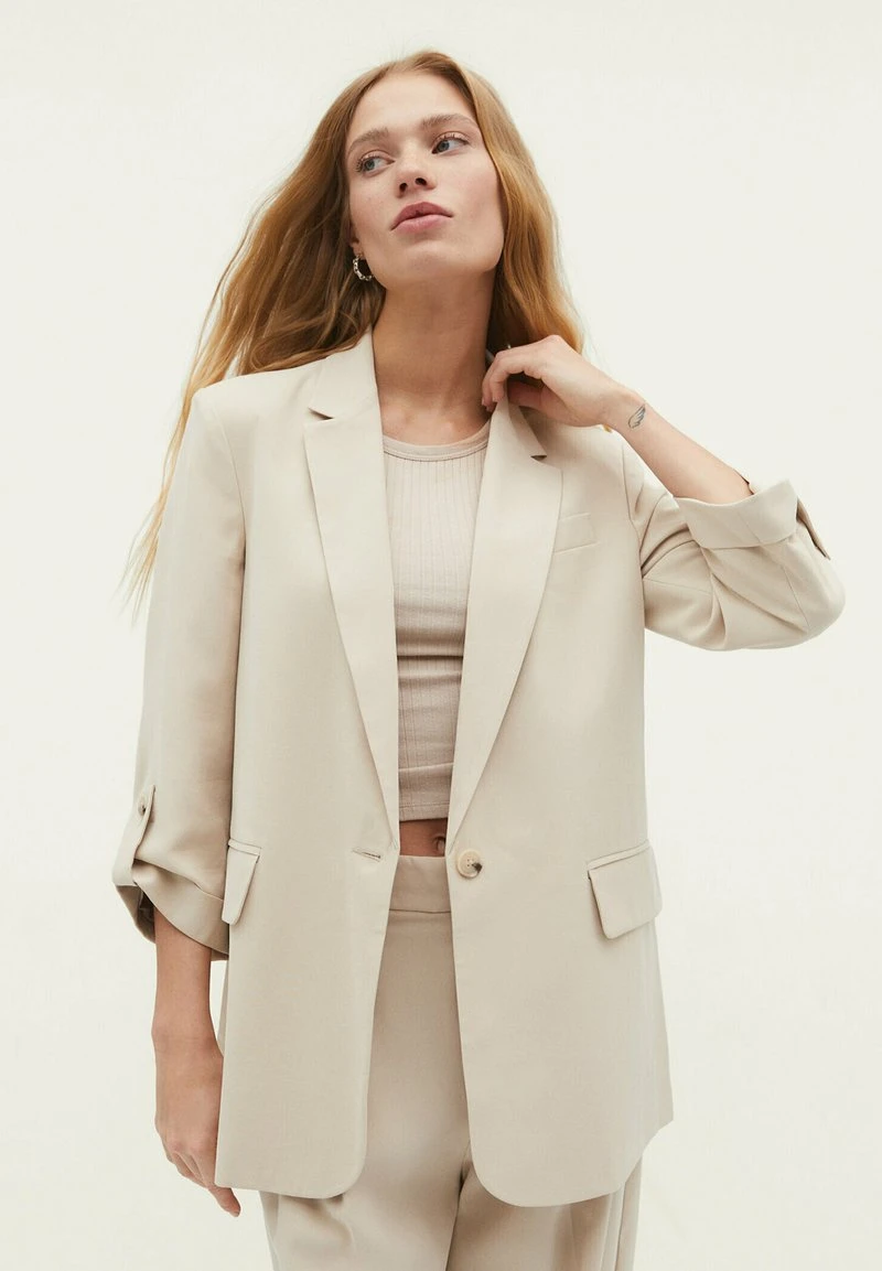 Stradivarius FLOWING STRAIGHT FIT - Kurzmantel - Beige 1 Stradivarius FLOWING STRAIGHT FIT - Kurzmantel - Beige