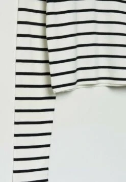 Stradivarius MIT STREIFEN - Langarmshirt - White 11 Stradivarius MIT STREIFEN - Langarmshirt - White -Stradivarius Deutschland Verkaufs-Shop 352106ec21eb4a7a8d29ed0e8528c1b3