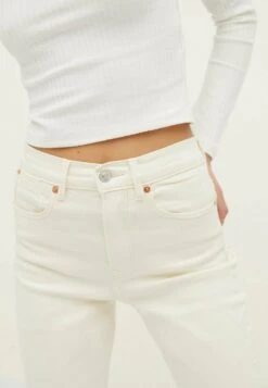 Stradivarius Jeans Slim Fit - Off White -Stradivarius Deutschland Verkaufs-Shop 35c03ce2c57141c38d12e0a436bafea9