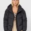 Stradivarius MIT KAPUZE - Winterjacke - Black