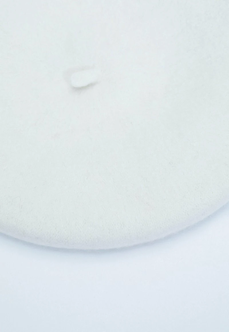 Stradivarius BASIC-BARETT - Mütze - Off-white 5 Stradivarius BASIC-BARETT - Mütze - Off-white – Bild 5