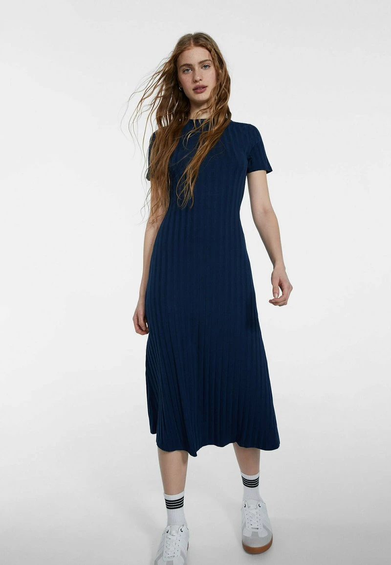 Stradivarius Strickkleid - Dark Blue 1 Stradivarius Strickkleid - Dark Blue