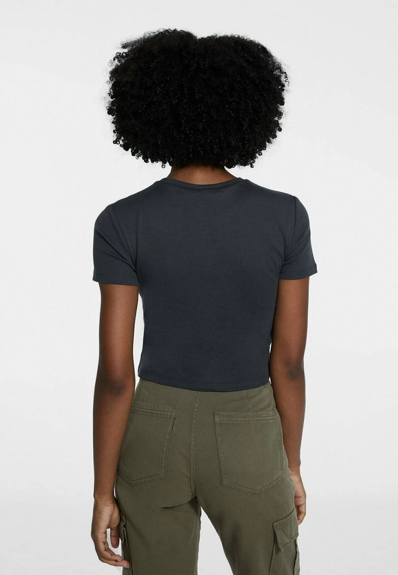 Stradivarius CROPPED - T-Shirt Print - Dark Grey 3 Stradivarius CROPPED - T-Shirt Print - Dark Grey – Bild 3