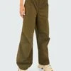 Stradivarius PARACHUTE POPELIN - Jogginghose - Khaki