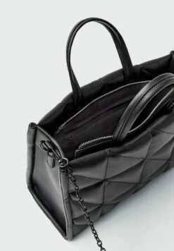 Stradivarius MITTELGROSSE - Shopping Bag - Black 9 Stradivarius MITTELGROSSE - Shopping Bag - Black -Stradivarius Deutschland Verkaufs-Shop 3c0c4b0e809849599b22b6124c5d69c0