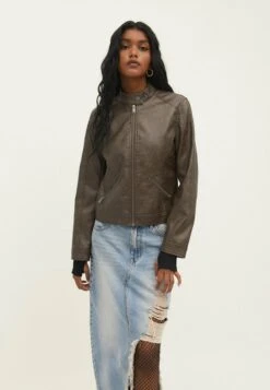 Stradivarius FADED - Kunstlederjacke - Camel