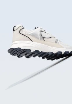 Stradivarius MIT ZIERELEMENT - Sneaker Low - White -Stradivarius Deutschland Verkaufs-Shop 4013f5e6aaaf4088a9f340563726e022