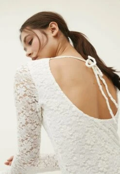 Stradivarius SHORT WITH BOW - Etuikleid - Beige -Stradivarius Deutschland Verkaufs-Shop 41165143781b4e60ad7deb15479884db