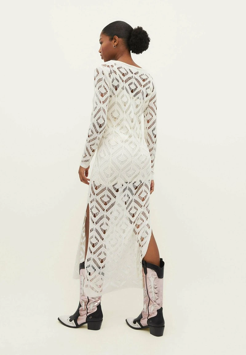 Stradivarius Strickkleid - Beige 2 Stradivarius Strickkleid - Beige – Bild 2