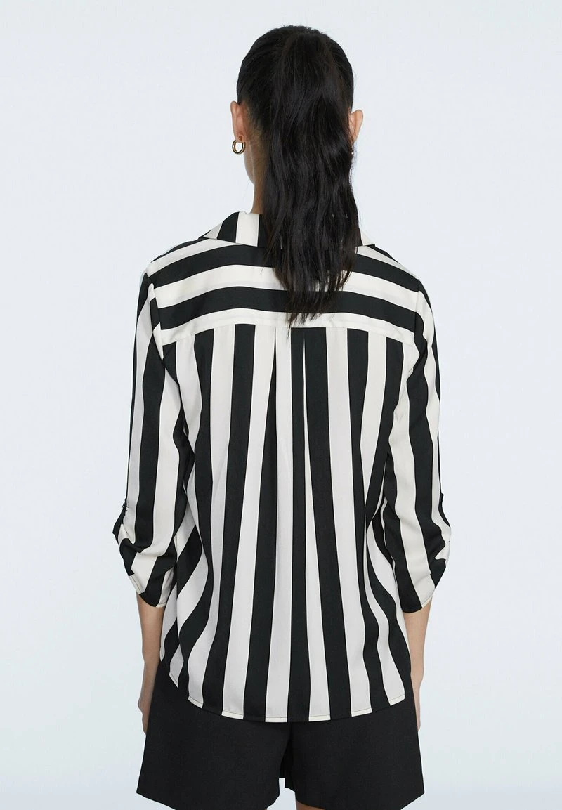 Stradivarius MIT REVERSKRAGEN - Bluse - Beige 3 Stradivarius MIT REVERSKRAGEN - Bluse - Beige – Bild 3