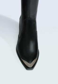 Stradivarius WITH DETAIL 19395178 - Cowboy-/Bikerboot - Black -Stradivarius Deutschland Verkaufs-Shop 42fcc58e105740ee829dd1c2eb434e10