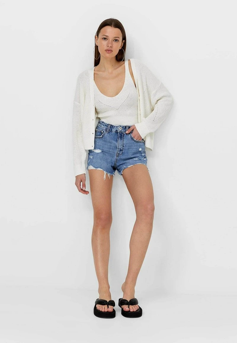 Stradivarius MIT RISSEN - Jeans Shorts - Dark Blue 2 Stradivarius MIT RISSEN - Jeans Shorts - Dark Blue – Bild 2